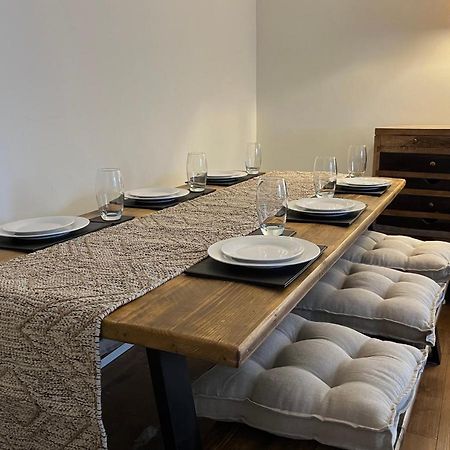 Stunning Beverley Bungalow W Fireplace, Private Parking, And Garden 외부 사진